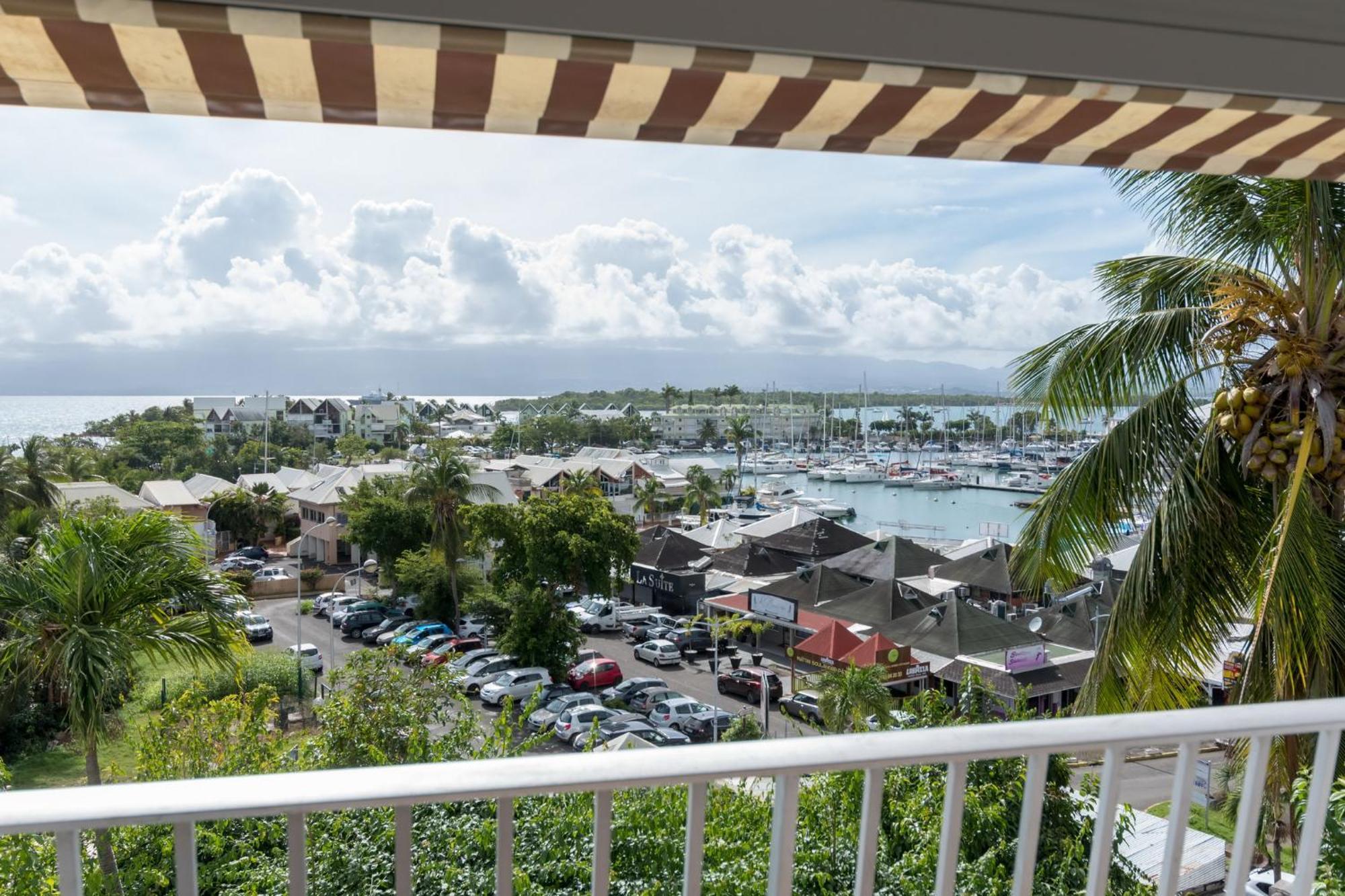Superbe Studio En Duplex, Vue Sur Mer Et Piscine Apartamento Le Gosier  Exterior foto